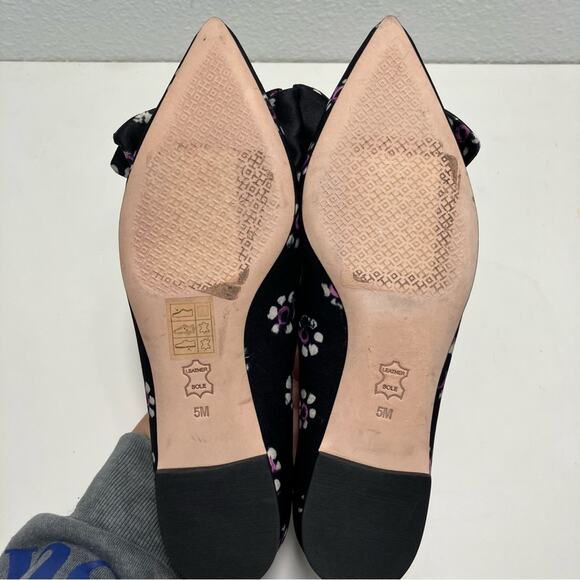 Tory Burch‎ Rosalind Black Floral Print Satin Ballet Flats size 5 slip on work - Picture 7 of 8